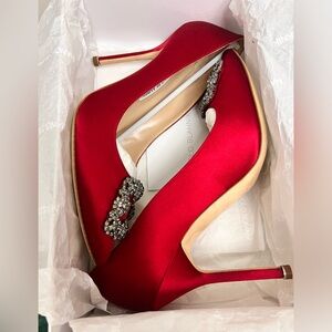 MANOLO BLAHNIK Hangisi Satin 105 Pump